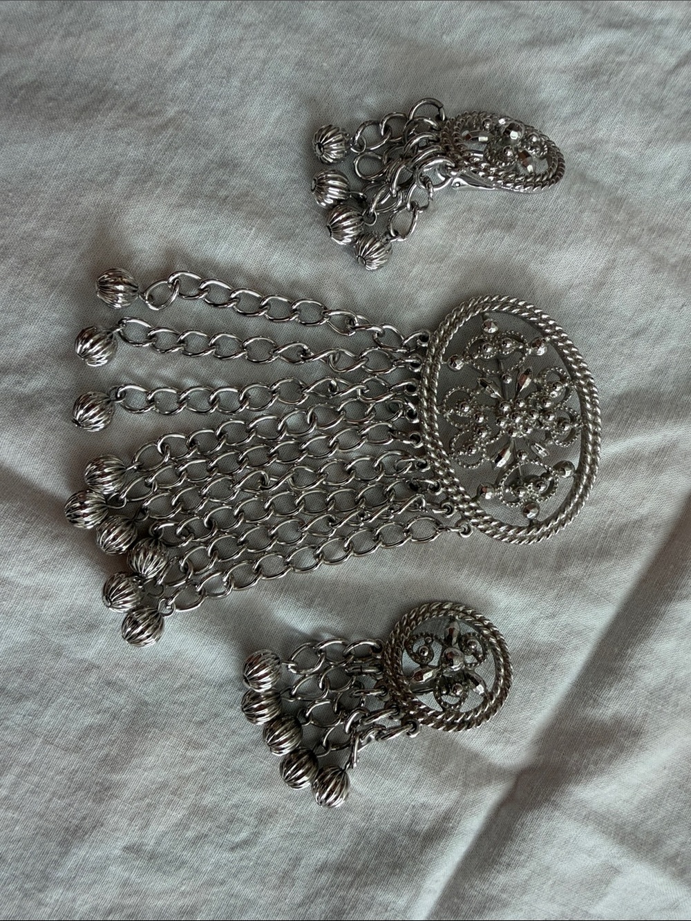 Sarah Coventry Western Dangle Earrings and Brooch Set